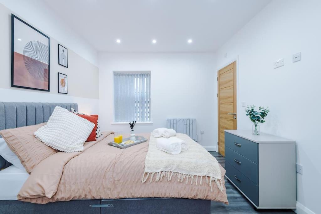 Apartamento Heart Of Didsbury, Private Gated Car Park By Hass Haus Manchester